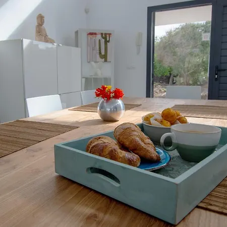 Wind Wave 28a Heated & Shared Pool *