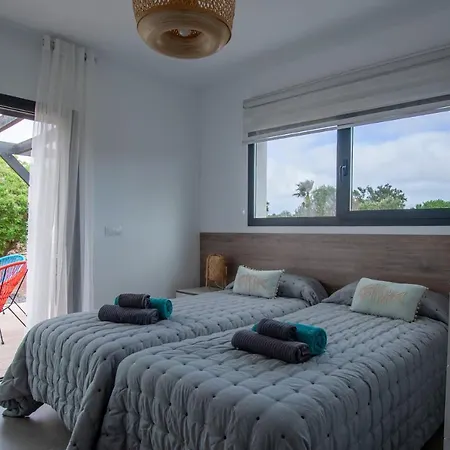 Willa Wind Wave 28a Heated & Shared Pool