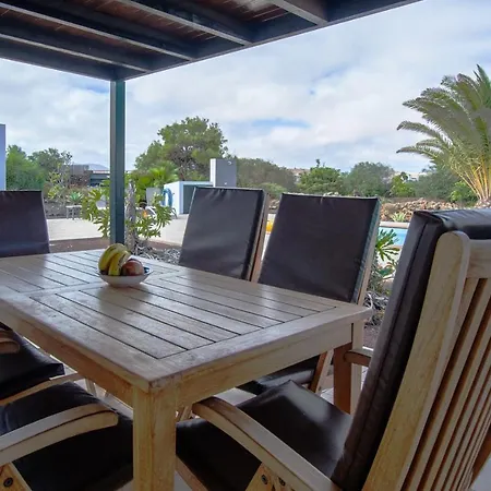 Wind Wave 28a Heated & Shared Pool * Lajares