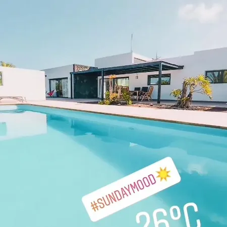Wind Wave 28a Heated & Shared Pool Villa